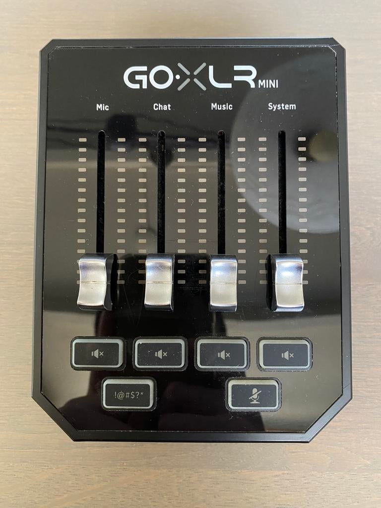 TC Helicon GoXLR Mini - Audio Interface, Muziek en Instrumenten, Mengpanelen, Gebruikt, Minder dan 5 kanalen, Microfooningang