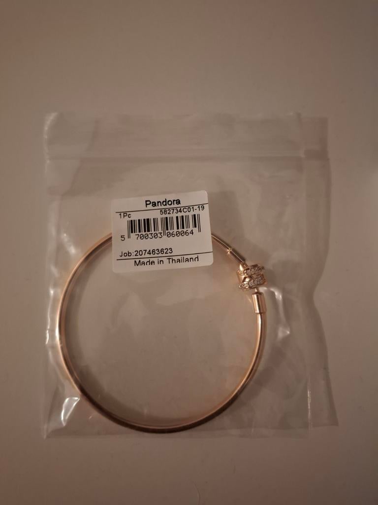 Pandora bangle, Sieraden, Tassen en Uiterlijk, Armbanden, Ophalen of Verzenden, Nieuw, Zilver, Zilver
