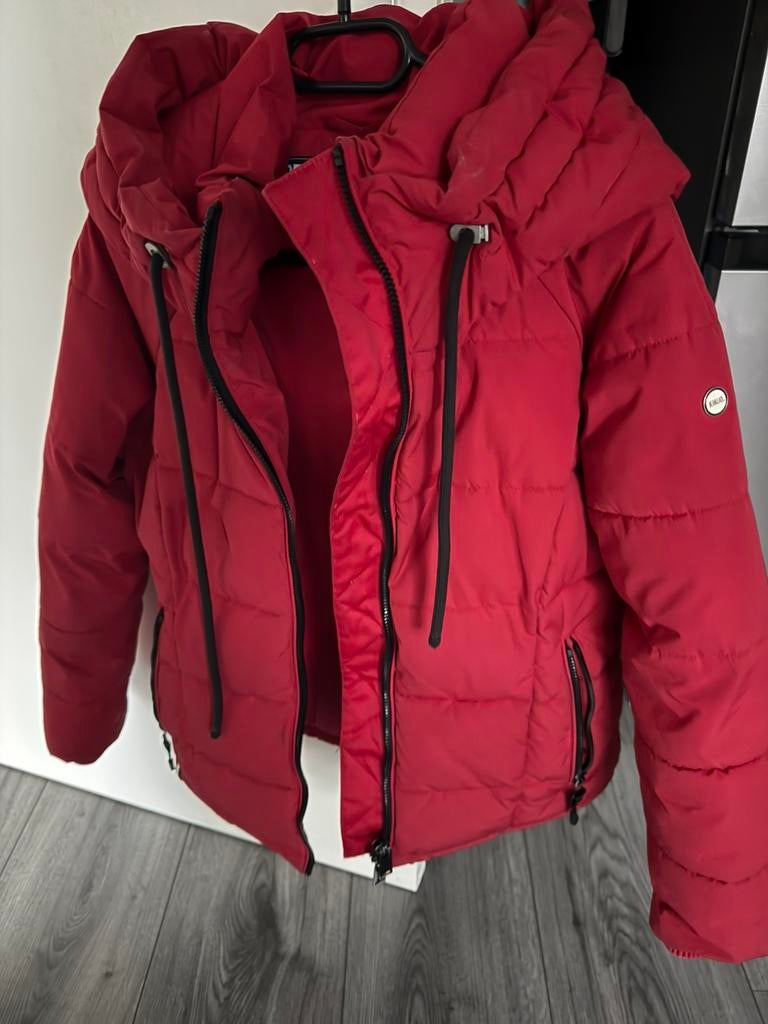 Khujo winterjas als nieuw maat M, Ophalen of Verzenden, Zo goed als nieuw, Maat 38/40 (M), Rood