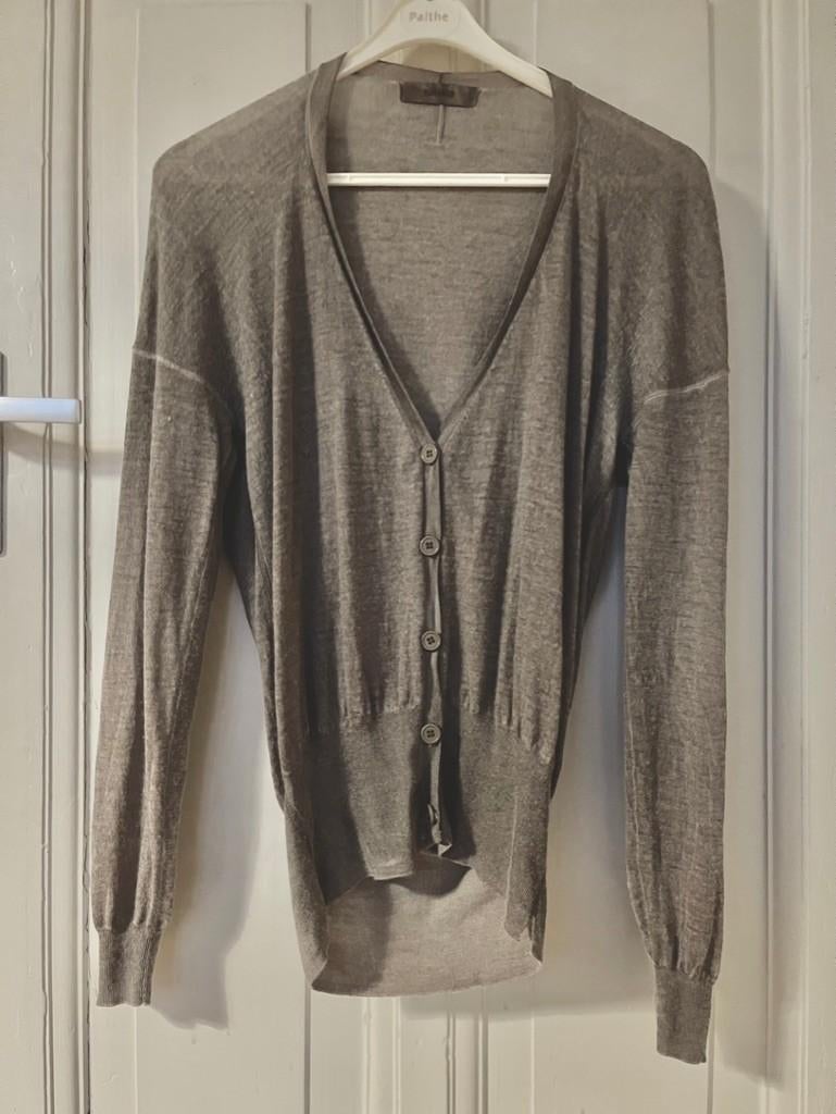 Humanoid sample cardigan vest wol cashmere taupe mt s, Ophalen of Verzenden, Maat 36 (S), Gedragen, Overige kleuren