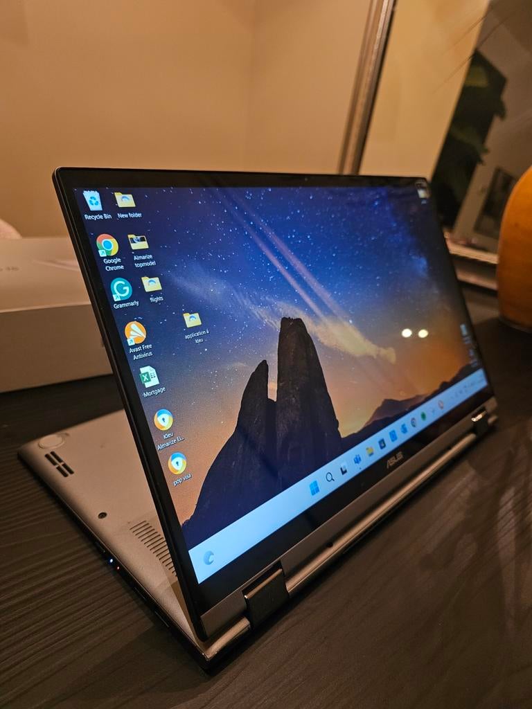 ASUS Zenbook Flip15 Touchscreen Laptop/Tablet Combi / NIEUW, Computers en Software, Windows Laptops, 2 tot 3 Ghz, ASUS, Ophalen of Verzenden