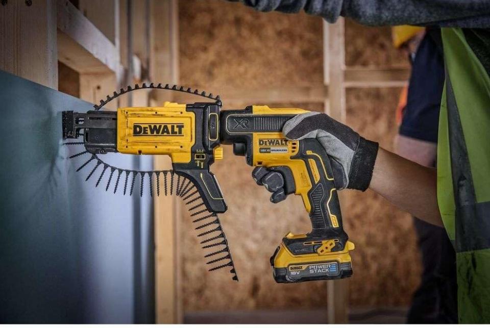 Gipsplaat schroef machine te huur 35,- pw, Doe-het-zelf en Verbouw, Gereedschap | Boormachines, Ophalen, Boor- en Schroefmachine
