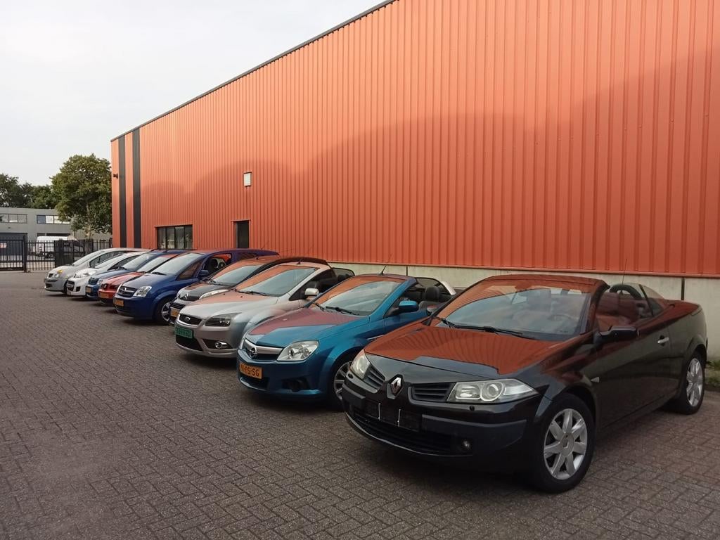 Gevraagd loop en sloopauto's gevraagd.