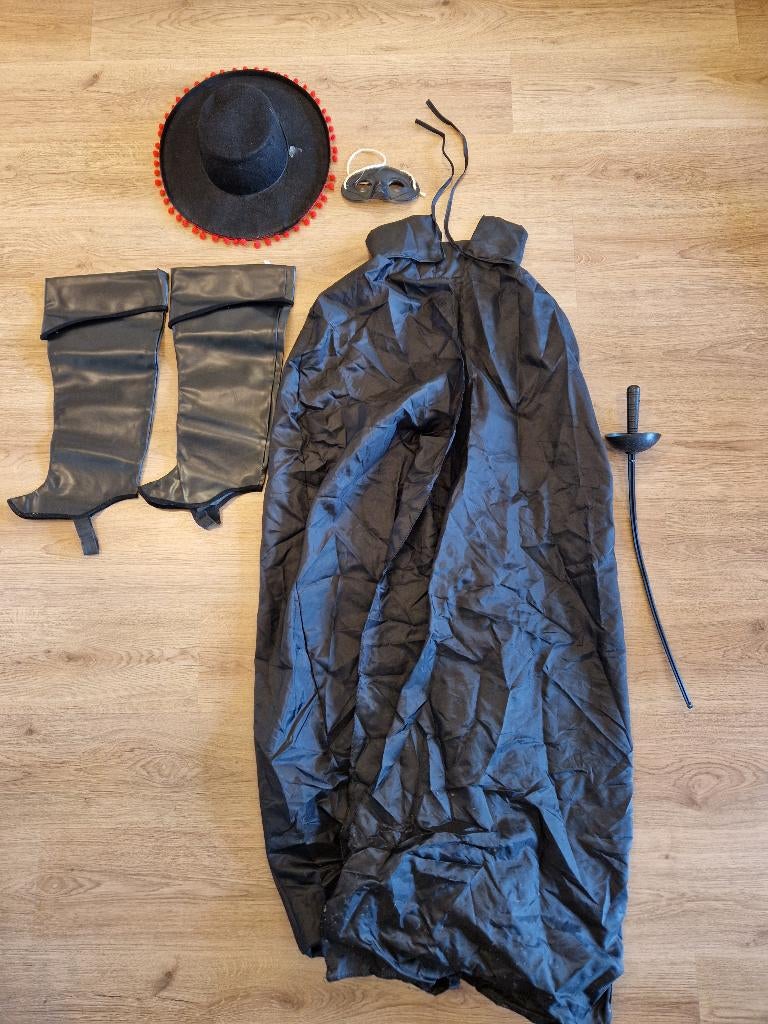 Carnaval Zorro outfit, one size, verkleden themafeest, Kleding | Heren, Carnaval, Overige maten, Ophalen of Verzenden, Kleding