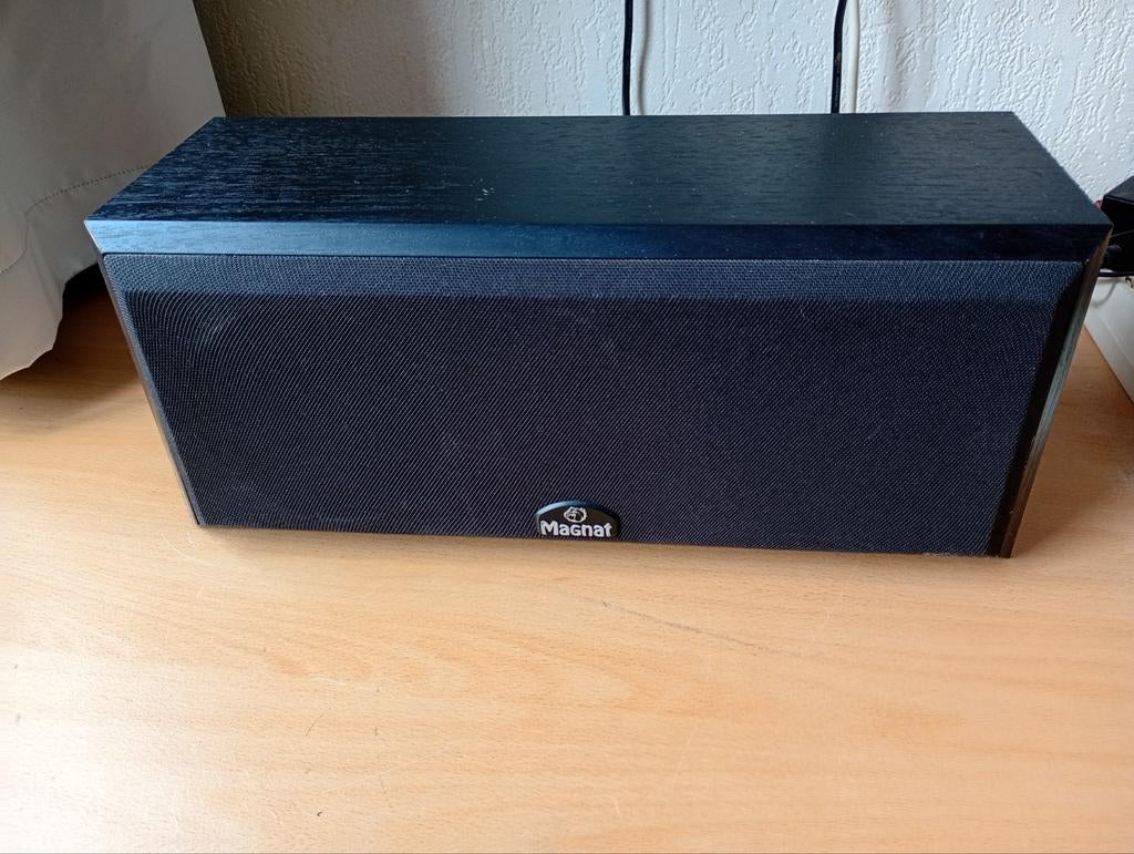 Magnat Center Speaker, Gebruikt, Magnat, Ophalen of Verzenden, 60 tot 120 watt