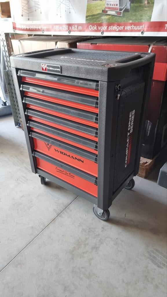 widmann gereedschapwagen 7 laden waarvan 6 laden gevuld
