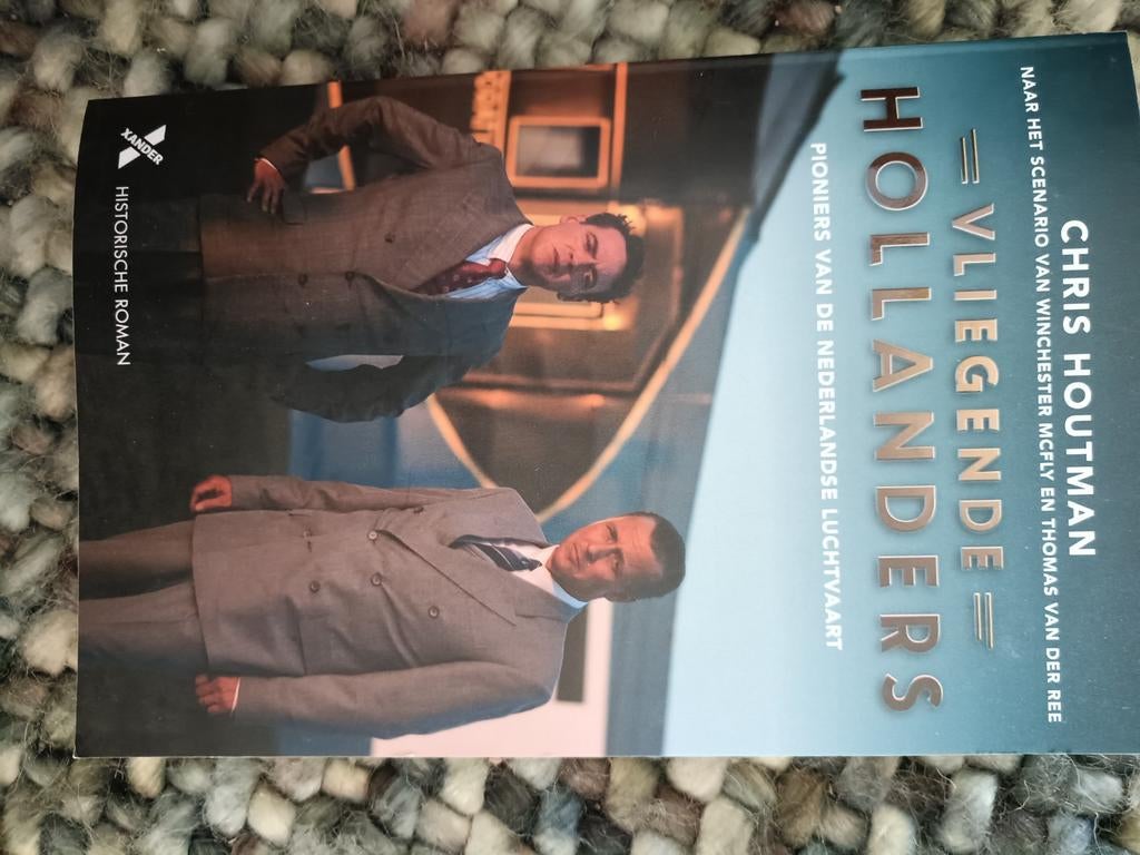 Chris Houtman - Vliegende Hollanders, Boeken, Ophalen of Verzenden, Zo goed als nieuw, Chris Houtman
