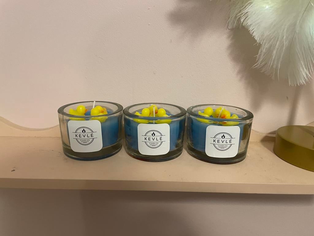 Kaars “Quack and chill” by kevlé candles, Overige materialen, Nieuw, Ophalen of Verzenden, Overige kleuren