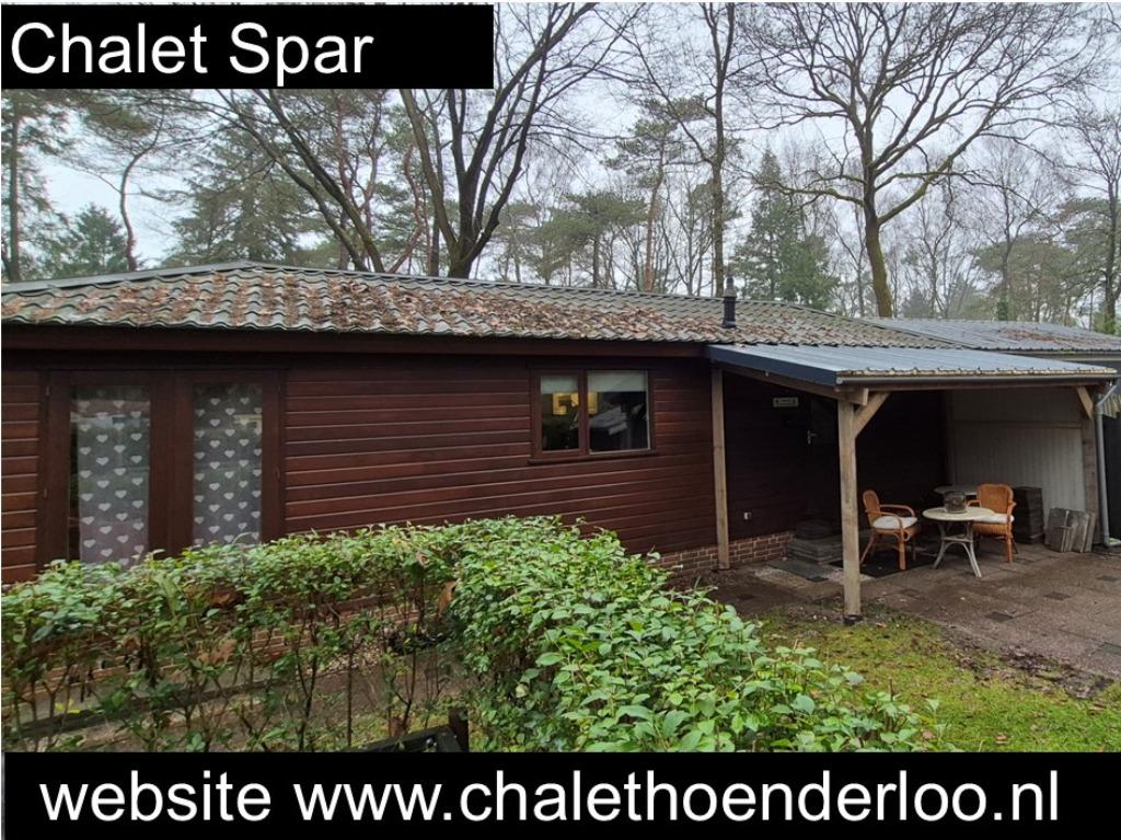 Zomeractie vakantiechalets op de Veluwe met waterpark, In bos, 2 slaapkamers, Tv, Recreatiepark