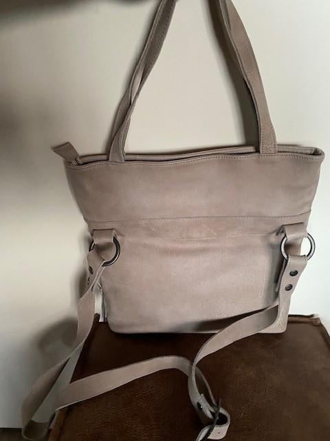 NIEUW Fred de la Bretoniere,crossbody tas 35x35x6 cm, Sieraden, Tassen en Uiterlijk, Tassen | Damestassen, Ophalen of Verzenden