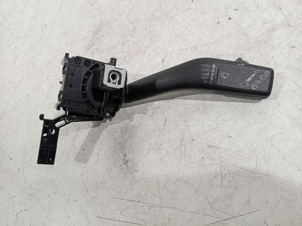 Ruitenwis schakelaar Skoda Yeti, Auto-onderdelen, Dashboard en Schakelaars, Onderdelen@venauto.nl, Van der Ven Autorecycling B.V.