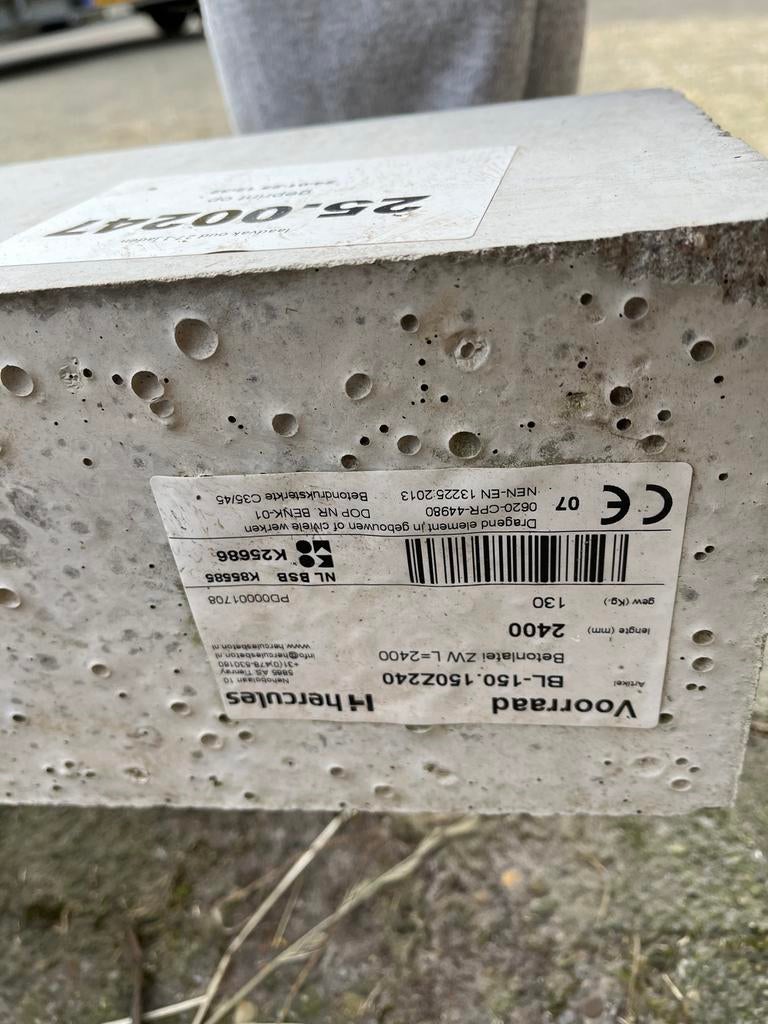Betonlatei Hercules BL-150.150Z240, Ophalen, Nieuw, Beton
