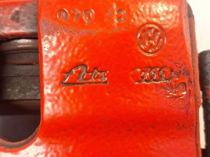 Remklauw (Tang) rechts-voor van een Volkswagen Polo, Gebruikt, -, -, -