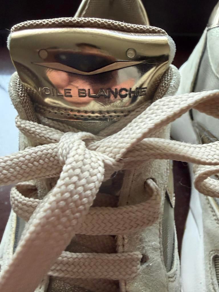 Voile Blanche Sneakers - Zo goed als nieuw, Kleding | Dames, Schoenen, Beige, Ophalen of Verzenden, Sneakers of Gympen, Zo goed als nieuw