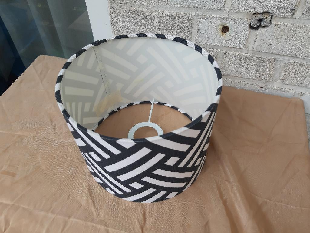 Lampenkap, Linka, naturel, rond, ovaal, etc, crèmekleurig, Ophalen, 25 tot 50 cm, Rond, Zo goed als nieuw