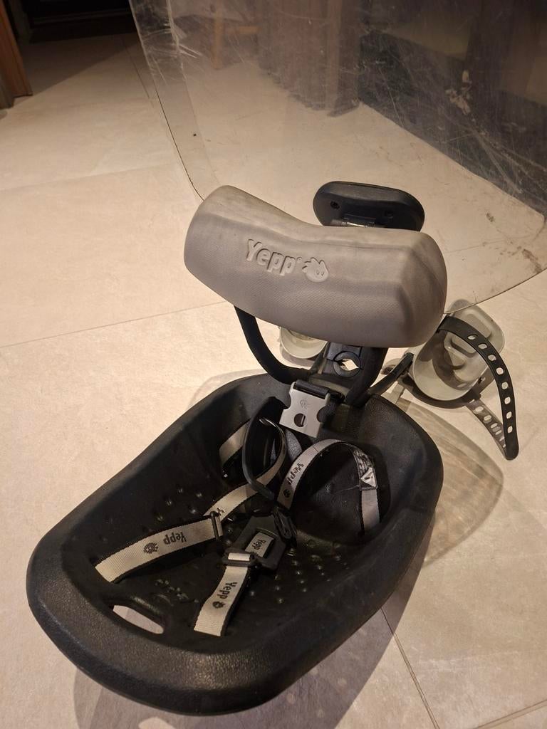 Yupp  kinderzitje  voorzijde, Fietsen en Brommers, Fietsaccessoires | Fietsstoeltjes, Ophalen
