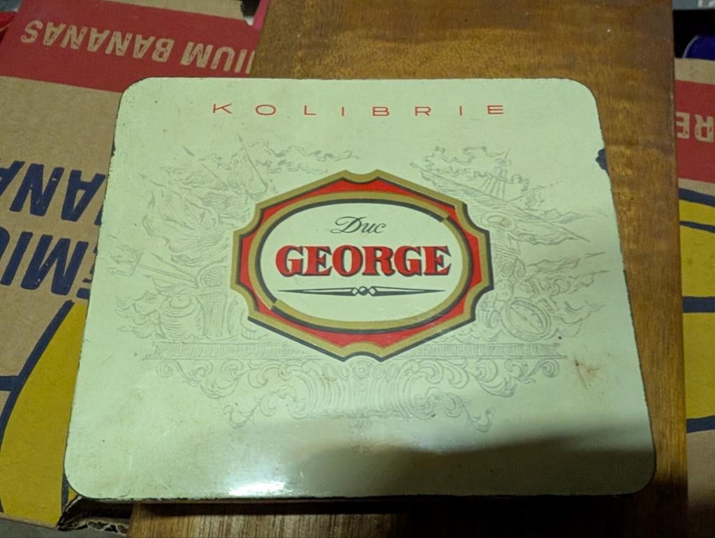 Vintage Duc George Sigarendoosje, Ophalen