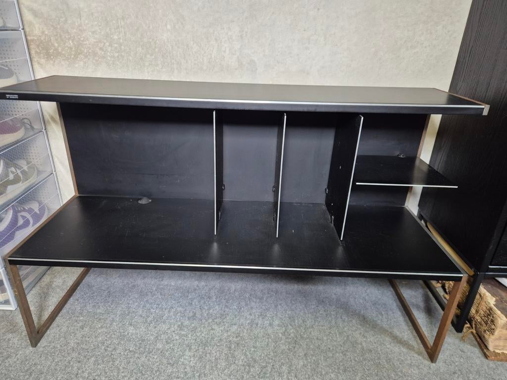 Bang & Olufsen system cabinet SC17 designed by Jacob Jensen, Ophalen