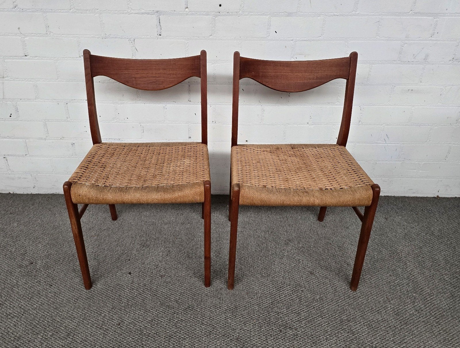 Deense design stoelen, Arne Wahl Iversen, teak, Ophalen, Gebruikt, Bruin, Twee