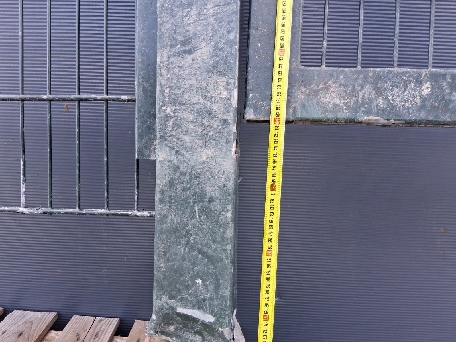 Draaipoort/hek 4.20 x 1.40 m Gebruikt maar in goede staat, Ophalen, Gebruikt, IJzer, Overige typen