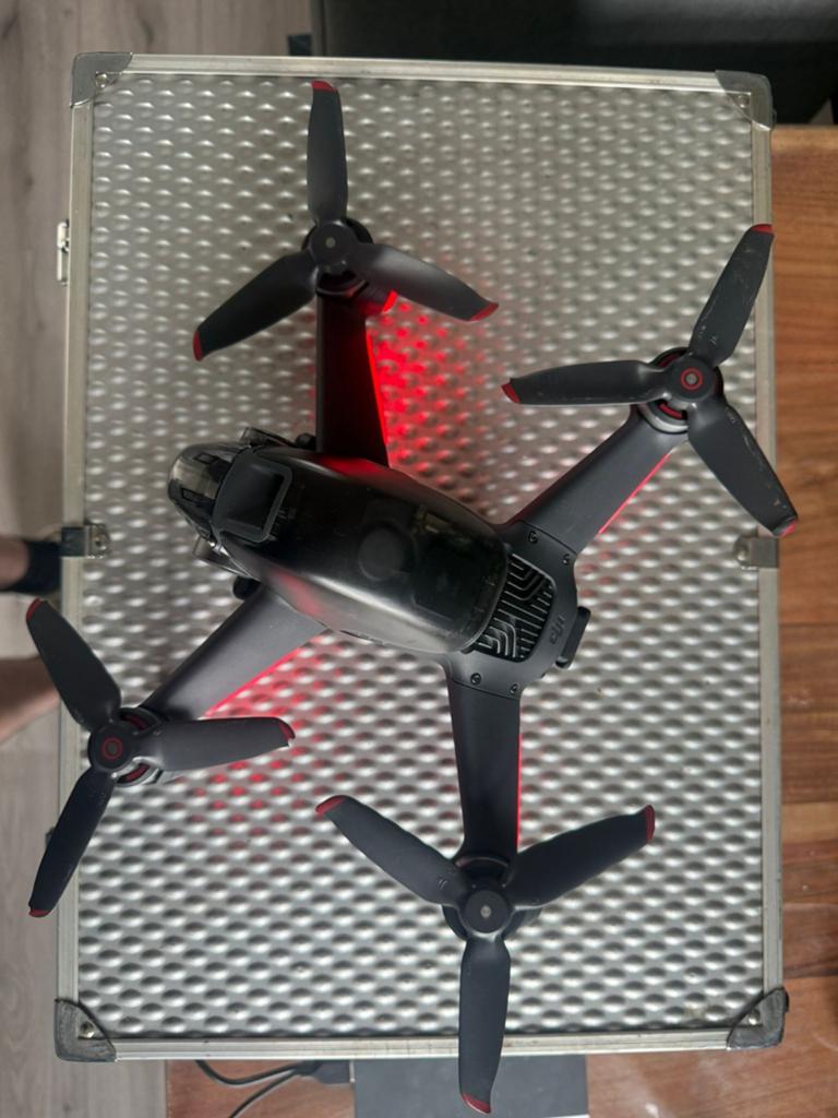 DJI FPV Drone Combo met Goggles en Controller, Audio, Tv en Foto, Drones, Gebruikt, Racedrone, Topkwaliteit, DJI, 250 tot 900 gram