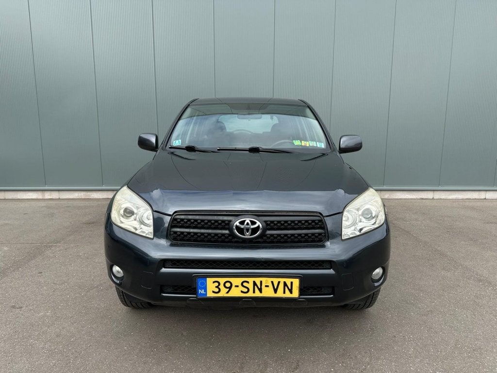 Toyota RAV4 2.0 VVTi Linea Sol 4WD | AIRCO | NAP !, Auto's, Toyota, 1998 cc, 1440 kg, 4 cilinders, 2000 kg
