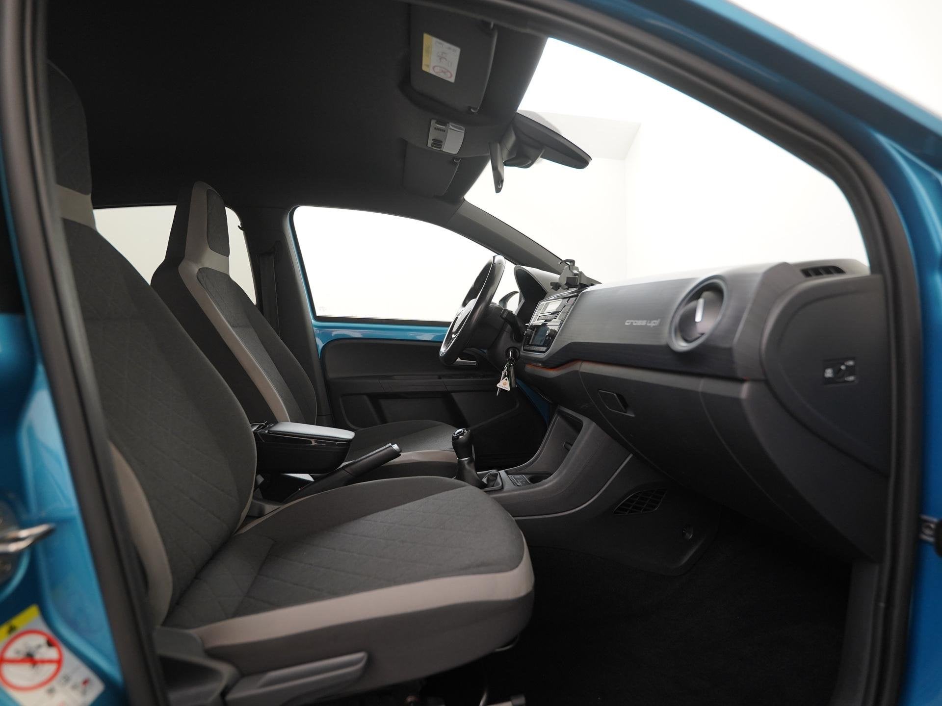 Volkswagen Up! 1.0 BMT cross up! | Camera | Stoelverwarming, Auto's, Volkswagen, Voorwielaandrijving, 12 maanden, Stof, Gebruikt