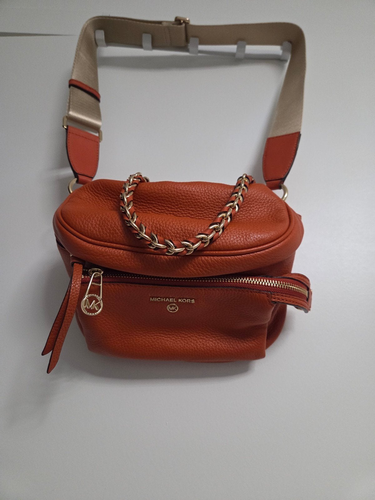 Michael Kors Schoudertasje Oranje Leer, Ophalen of Verzenden, Zo goed als nieuw, Oranje, Schoudertasje