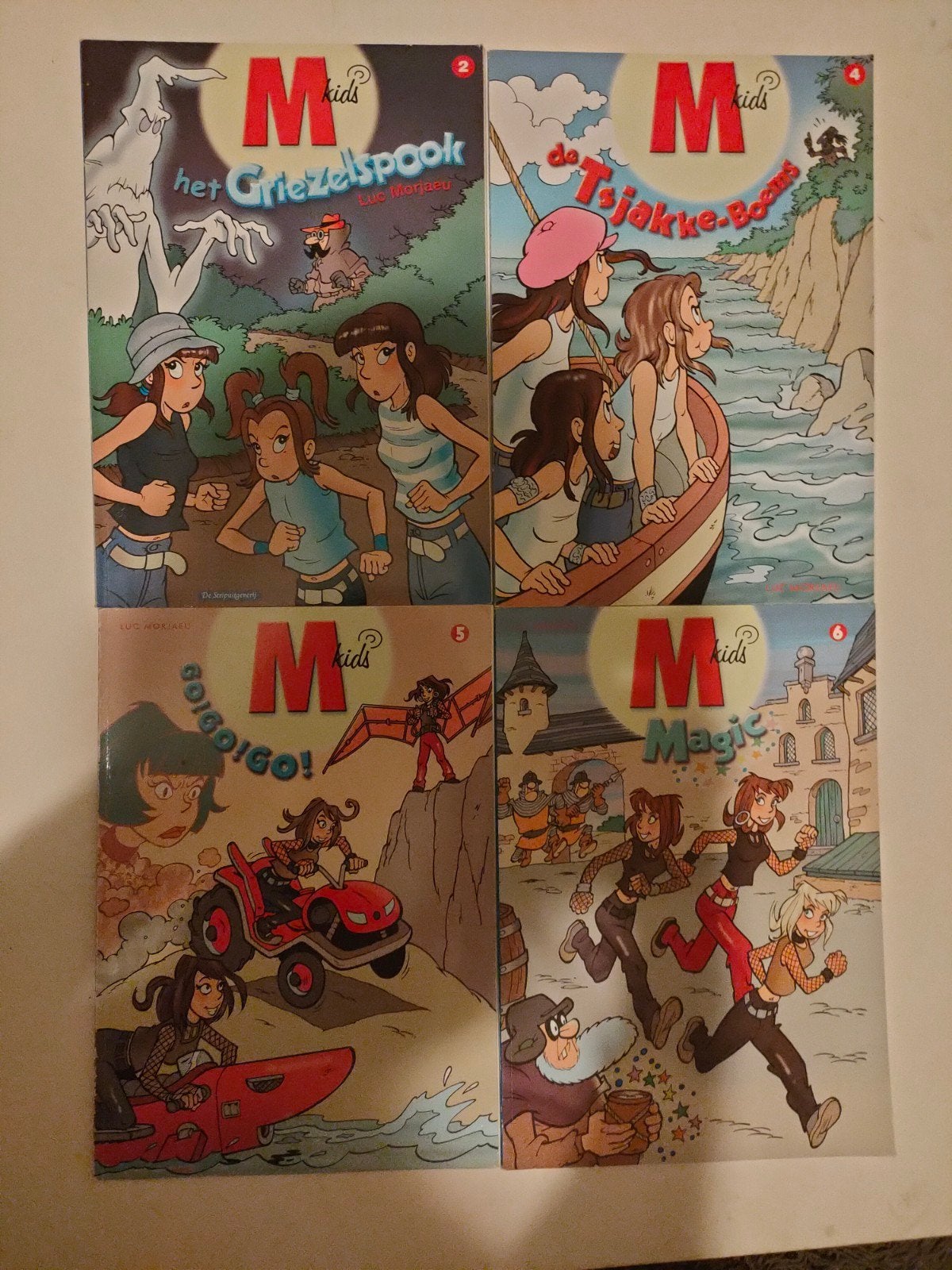 M Kids stripboeken - Complete serie van 4 delen €1,50 perstu, Meerdere stripboeken, Ophalen of Verzenden, Zo goed als nieuw, Luc morjaeu