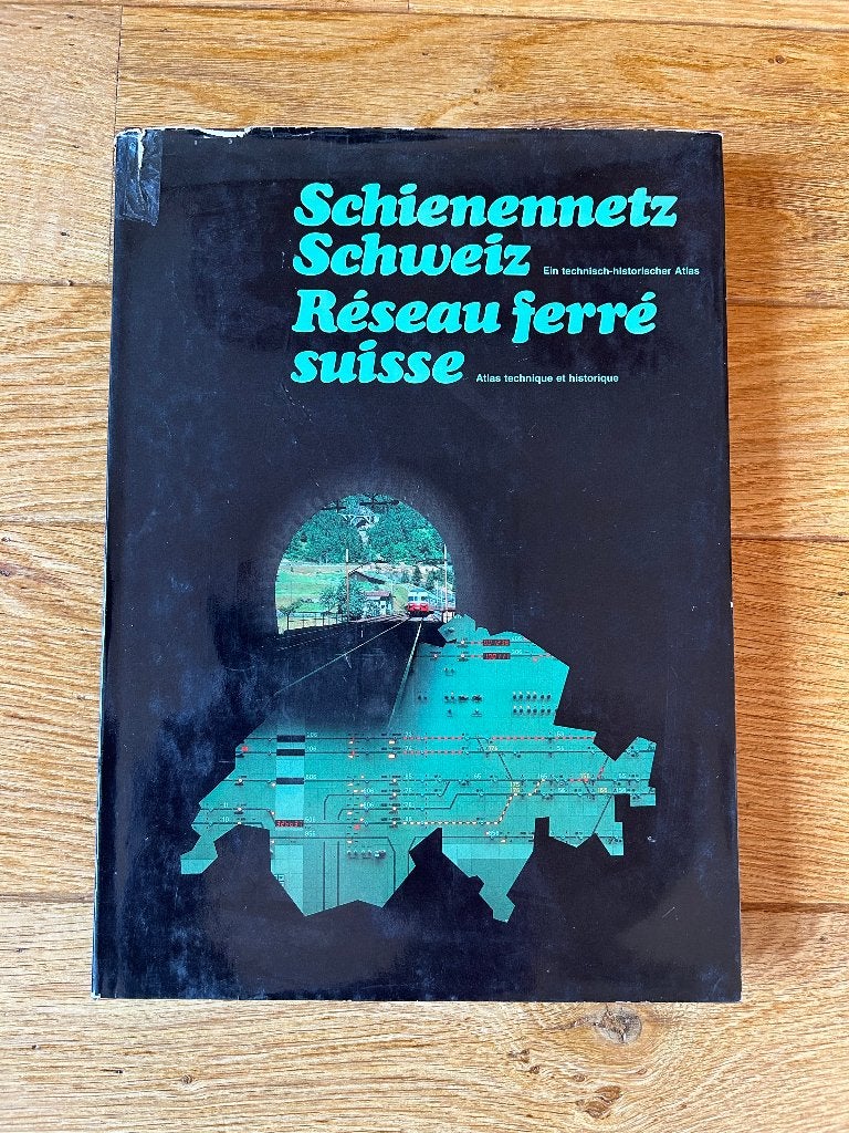 Schienennetz Schweiz, Ophalen of Verzenden, Gelezen, Trein