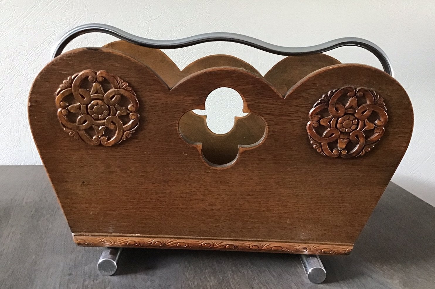 Vintage houten krantenbak, Huis en Inrichting, Woonaccessoires | Krantenbakken en Lectuurbakken, Ophalen, Gebruikt