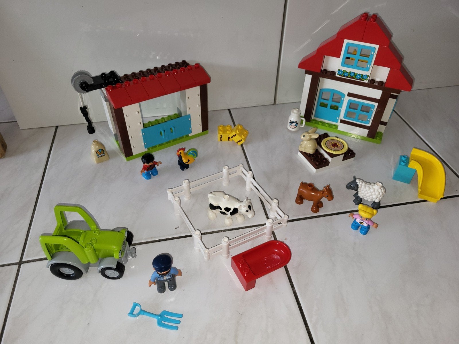 Duplo boerderij met tractor en allerlei dieren