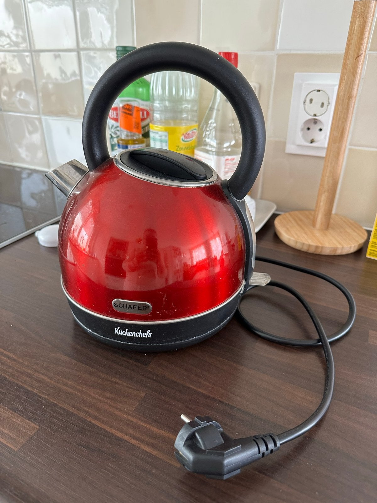 Rode Vintage Schafer Küchenchefs Waterkoker 1.7L, Witgoed en Apparatuur, Waterkokers, 1 tot 2 liter, Ophalen of Verzenden, Gebruikt