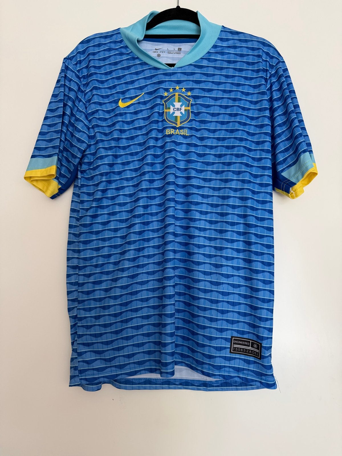 Nieuw Brazilië Thuisshirt - Maat L, Maat L, Ophalen of Verzenden, Nieuw, Shirt