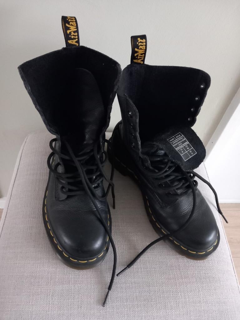 Dr Martens, Kleding | Dames, Schoenen, Zo goed als nieuw, Zwart, Ophalen of Verzenden