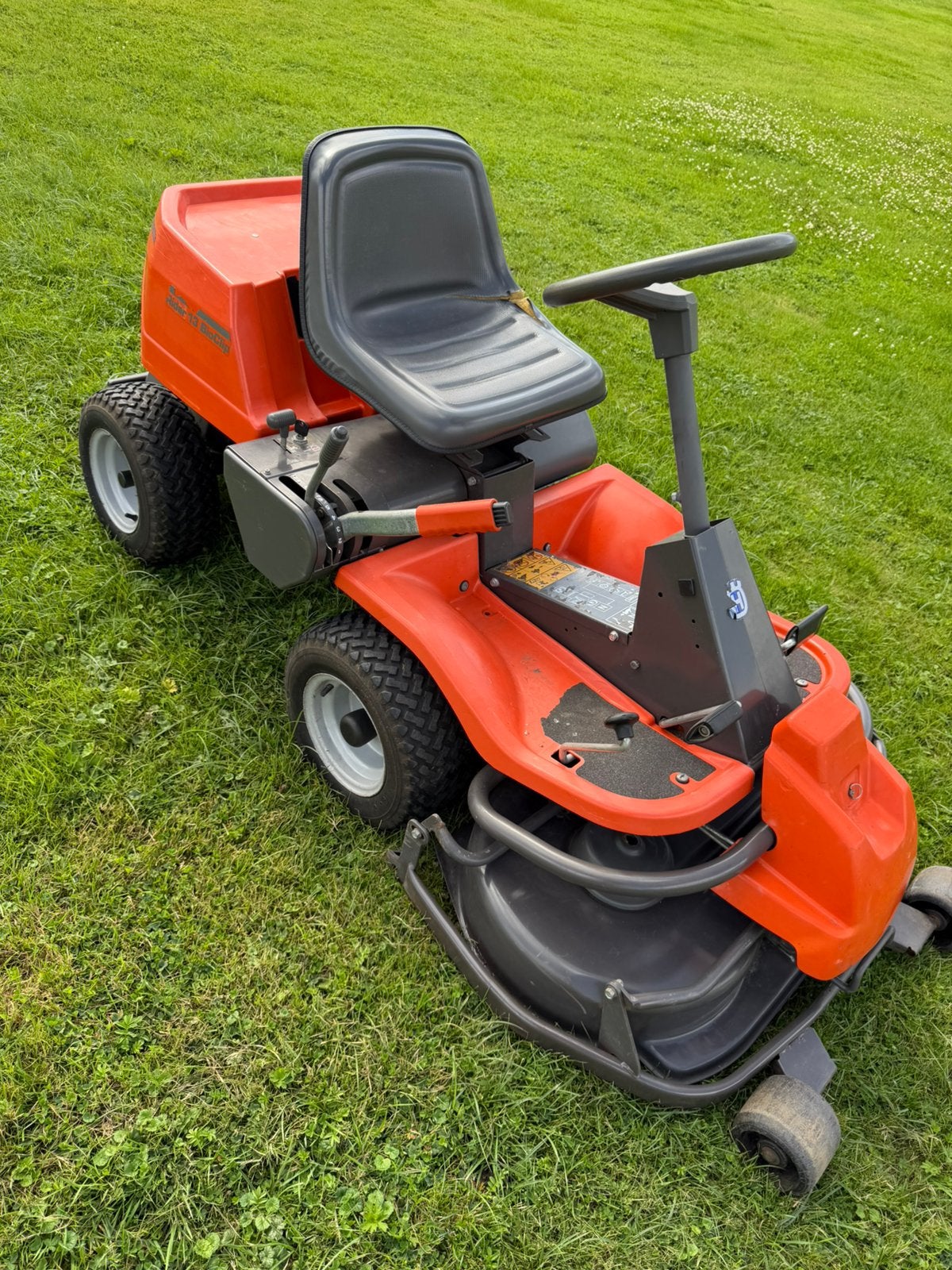Husqvarna Rider 13 HST, Ophalen of Verzenden, Zo goed als nieuw