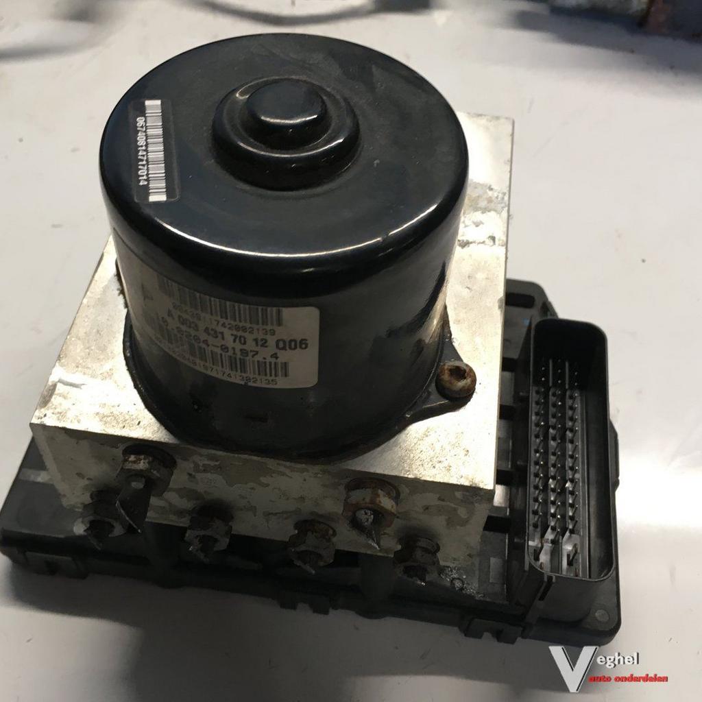Mercedes CLK Cabrio 2.0 compressor 2000 wagennr 2500065  ABS, Auto-onderdelen, Gebruikt, -, -, Ophalen of Verzenden