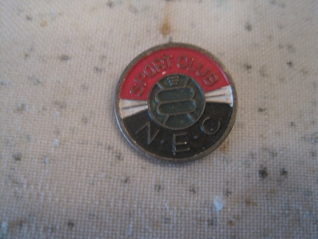 nec nijmegen speldje, Verzamelen, Speldjes, Pins en Buttons, Ophalen of Verzenden, Gebruikt, Overige onderwerpen