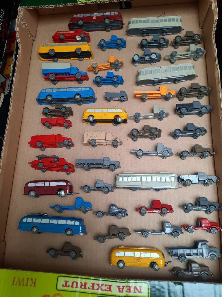 Wiking. 47 x unverglast. jaren 50, Hobby en Vrije tijd, Ophalen of Verzenden, Zo goed als nieuw, Bus of Vrachtwagen, Wiking