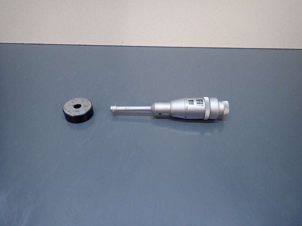 Tesa 3 punts binnenmicrometer 8-10mm / 0.002mm uitlezing, Doe-het-zelf en Verbouw, Meetapparatuur, Niet ingevuld, Gebruikt, Afstand