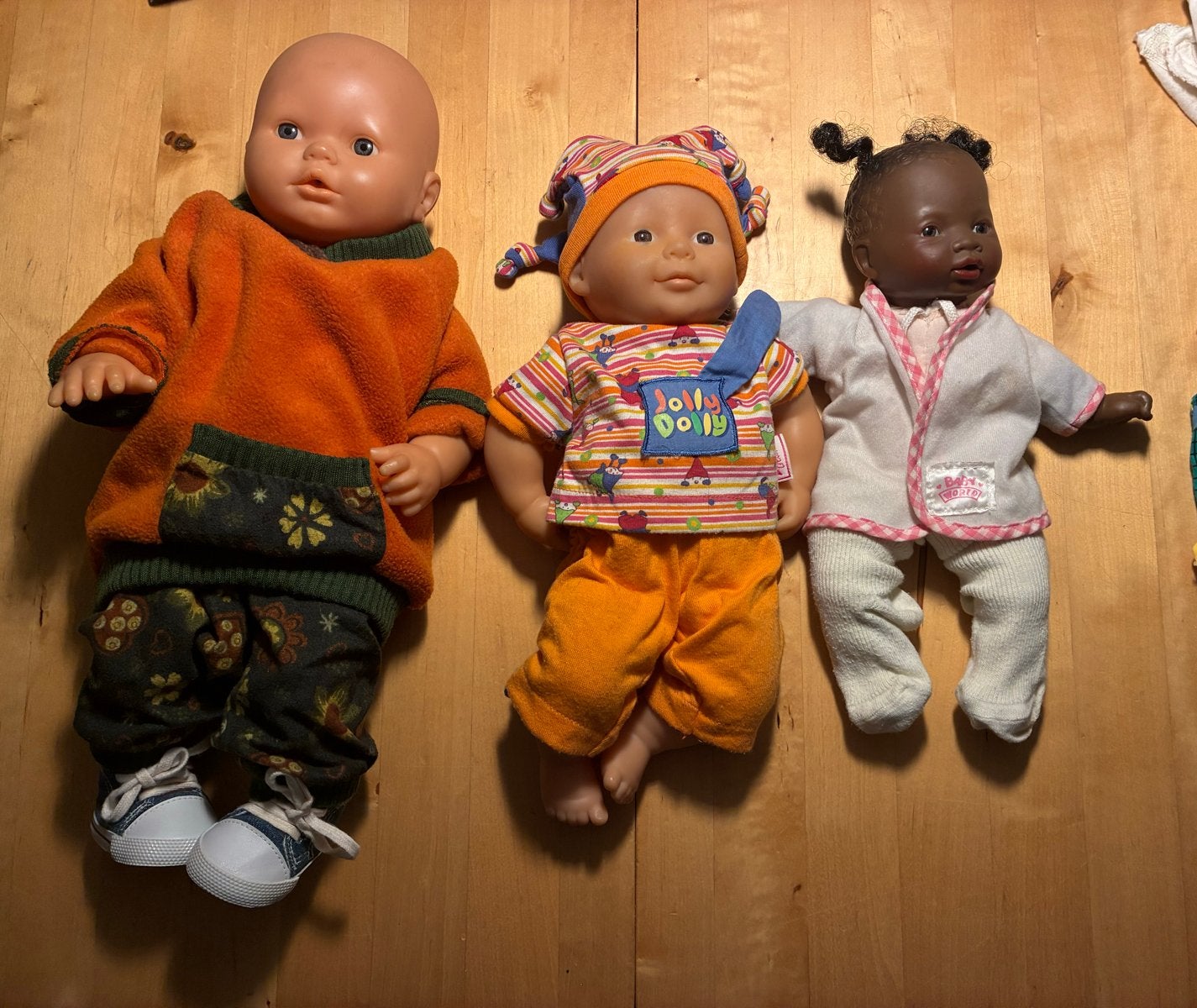 Doos met 6 poppen (40cm) en veel kleding, Ophalen of Verzenden, Gebruikt, Babypop
