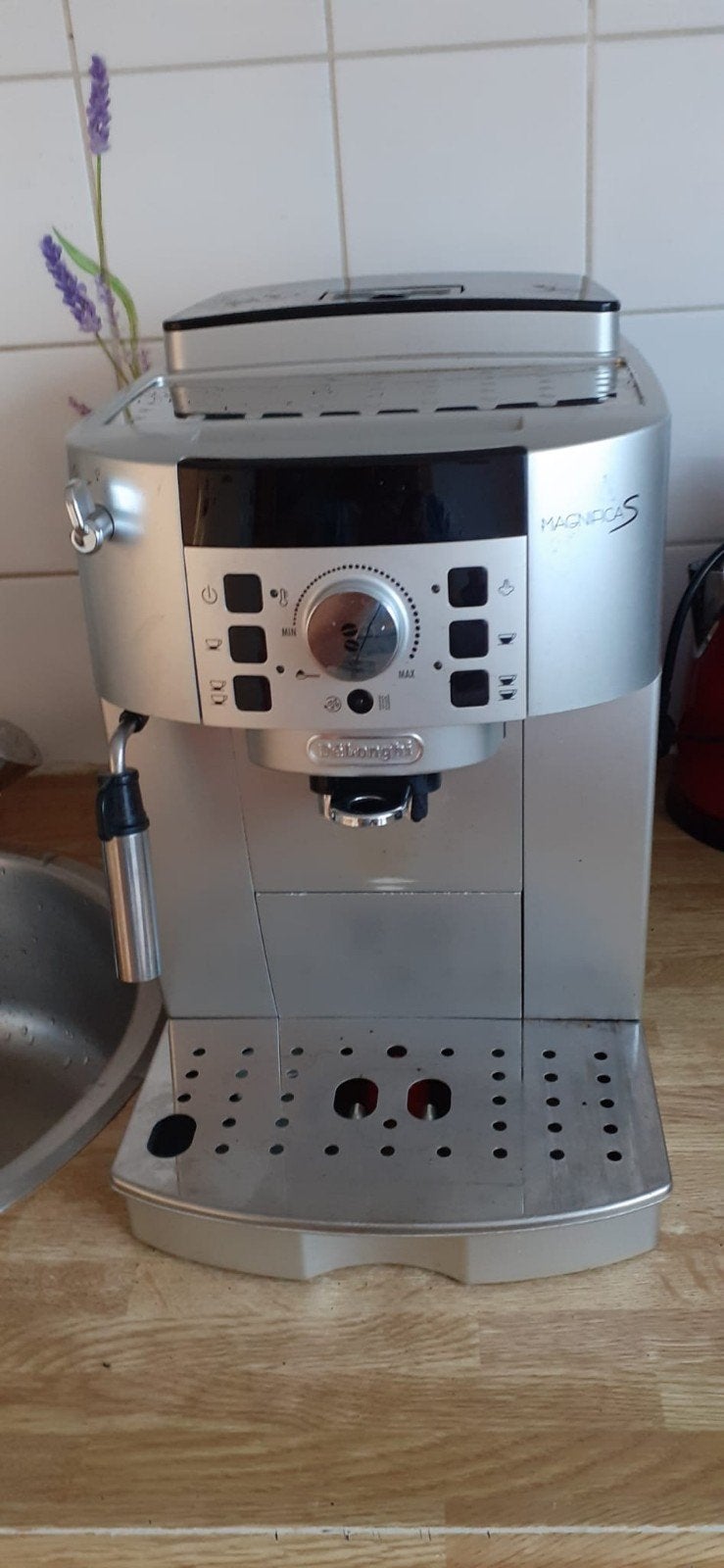 De Longhi magnifica S, Witgoed en Apparatuur, Ophalen, 10 kopjes of meer, Koffiemachine, Gemalen koffie