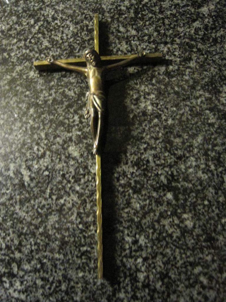 Jezus Christus messing kruisje, Antiek en Kunst, Antiek | Religie, Ophalen of Verzenden