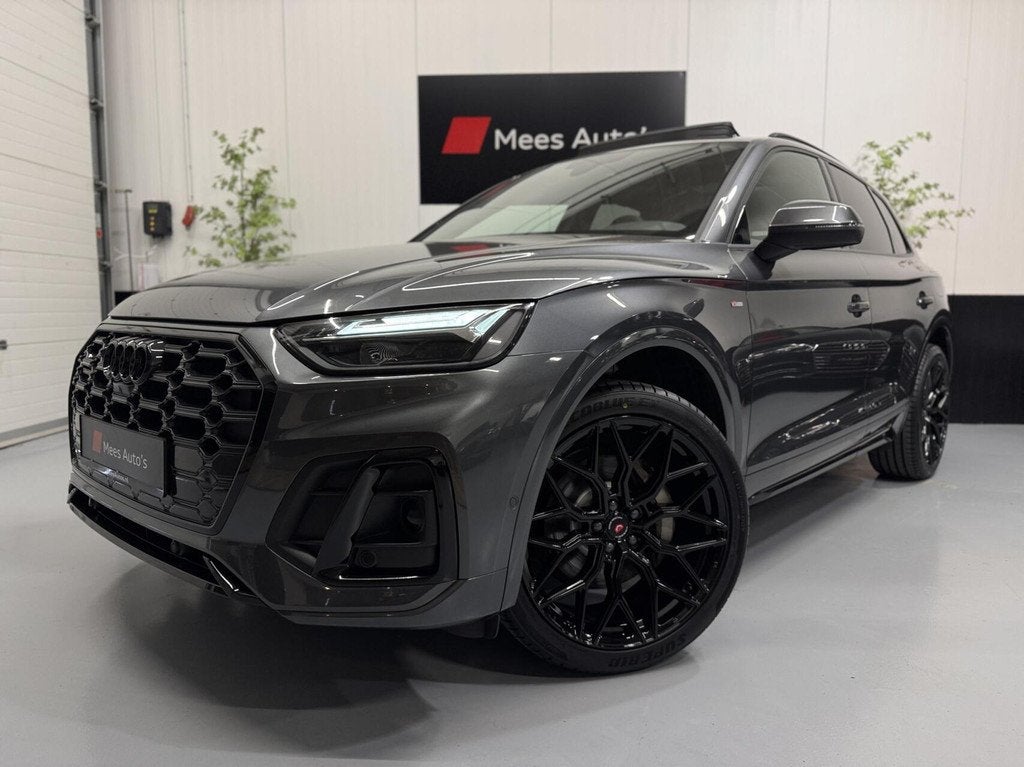 Audi Q5 50 TFSI e Quattro S Edition|Pano|Trekhaak|360 Camera, Auto's, Audi, Automaat, Gebruikt, 4 cilinders, Leder en Stof