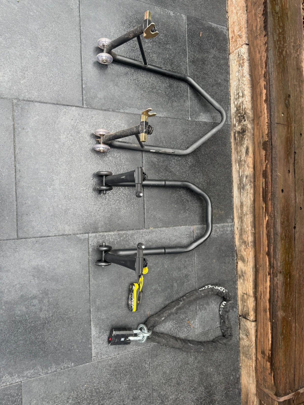 Motor paddock stands + Slot en Alarm, Motoren, Ophalen