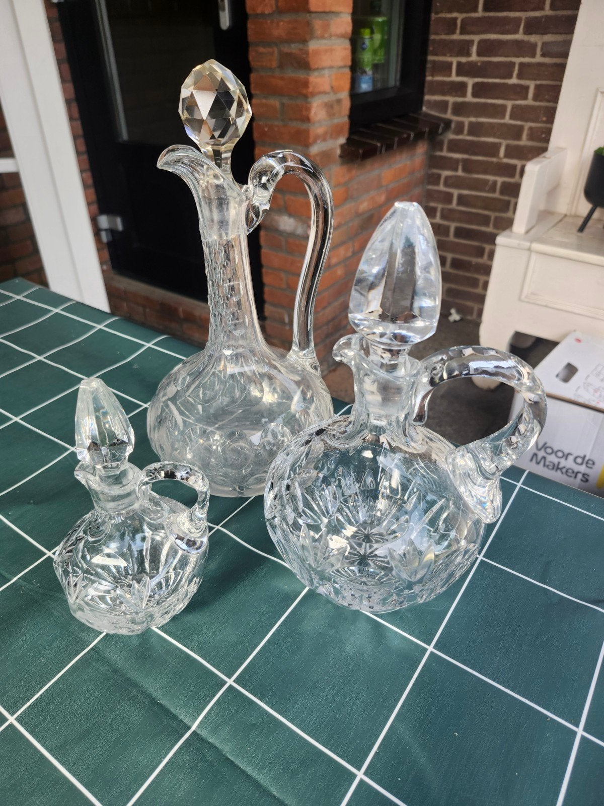 Set van 3 kristallen karaffen, Ophalen
