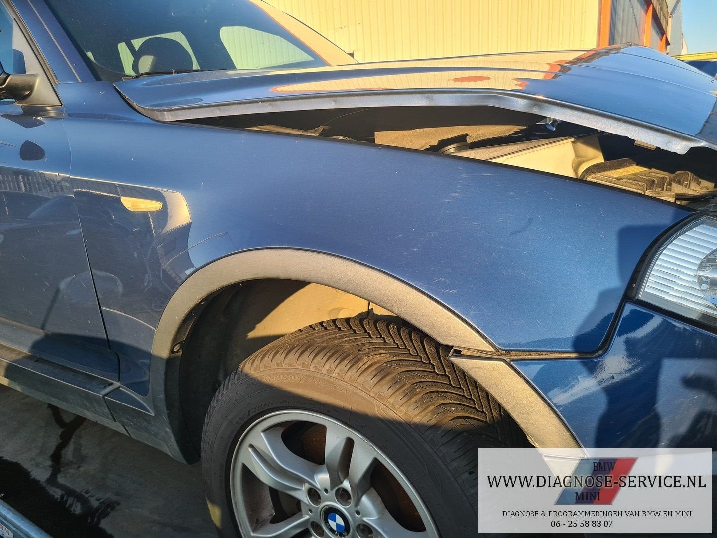 BMW X3 E83 2004 rechts voorscherm  scherm blauw, Ophalen, Gebruikt, -, -