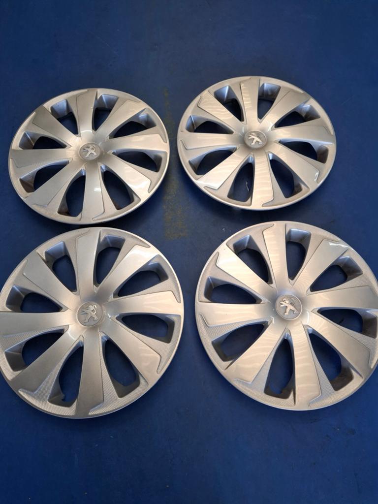 Peugeot 14 inch wieldoppen, Ophalen of Verzenden, Zo goed als nieuw