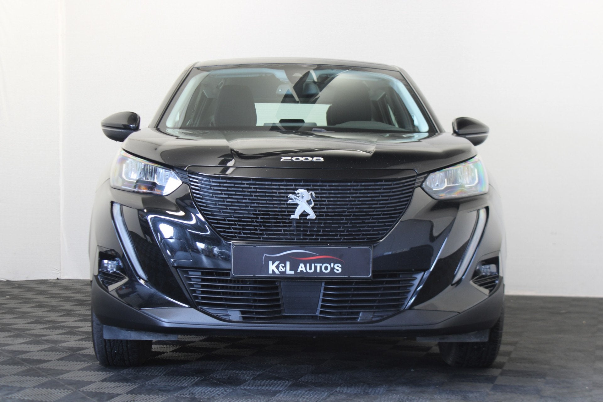 Peugeot 2008 1.2 PureTech Active (bj 2022), Voorwielaandrijving, Stof, Gebruikt, Zwart