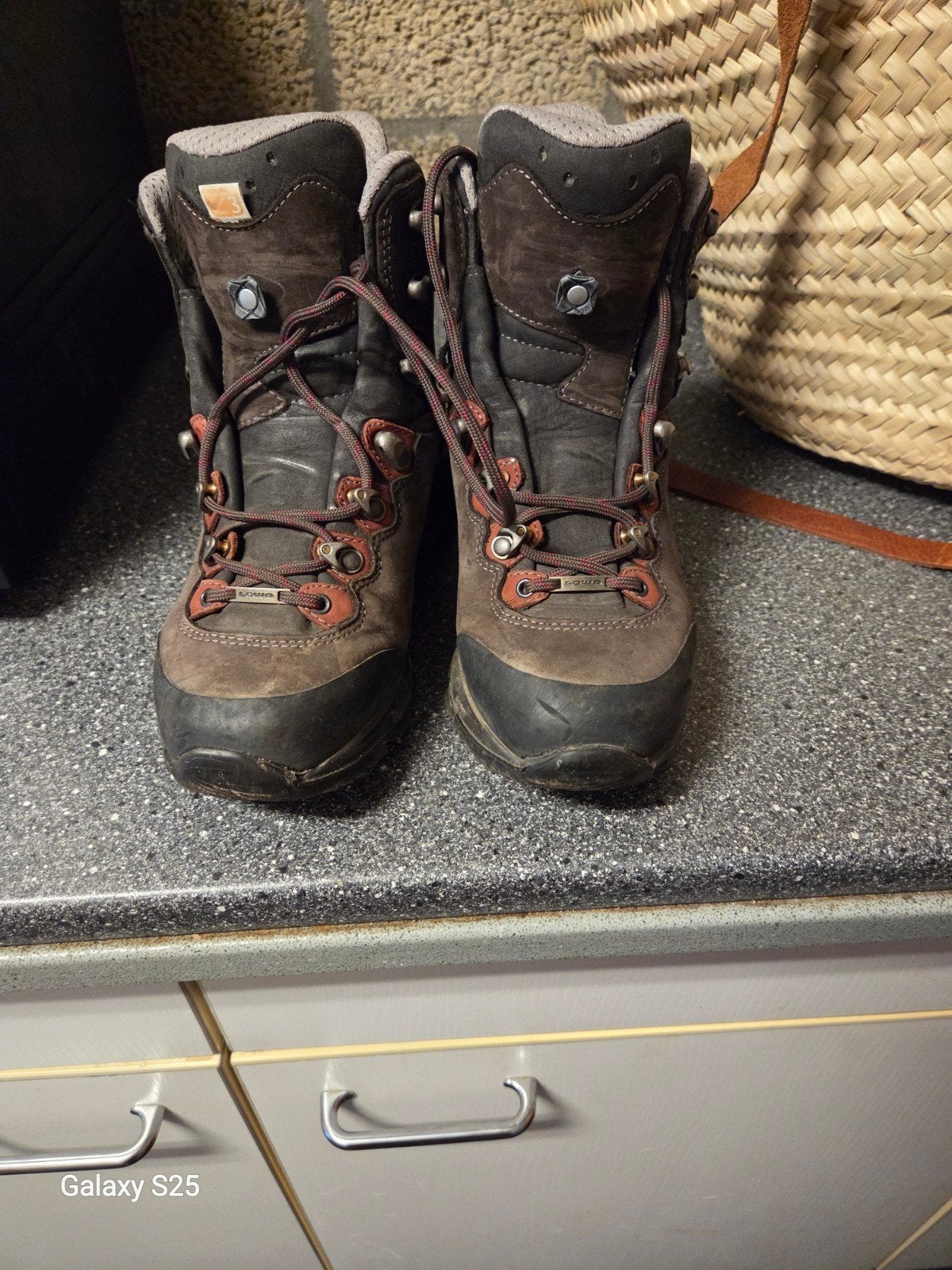 Lowa Mauria GTX Ws wandelschoenen - Maat 37.5, Ophalen of Verzenden, Gebruikt, Schoenen